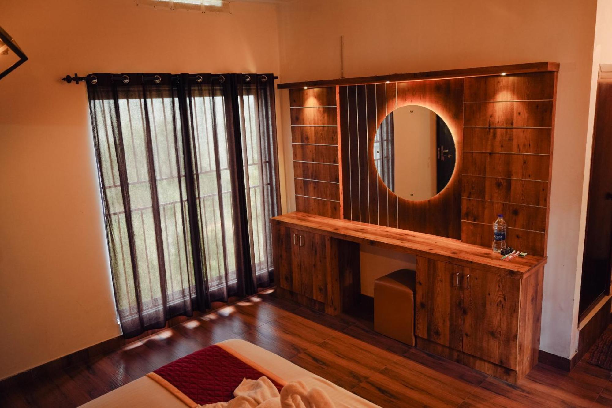 Haze Woods Resort Vaduvanchal Εξωτερικό φωτογραφία