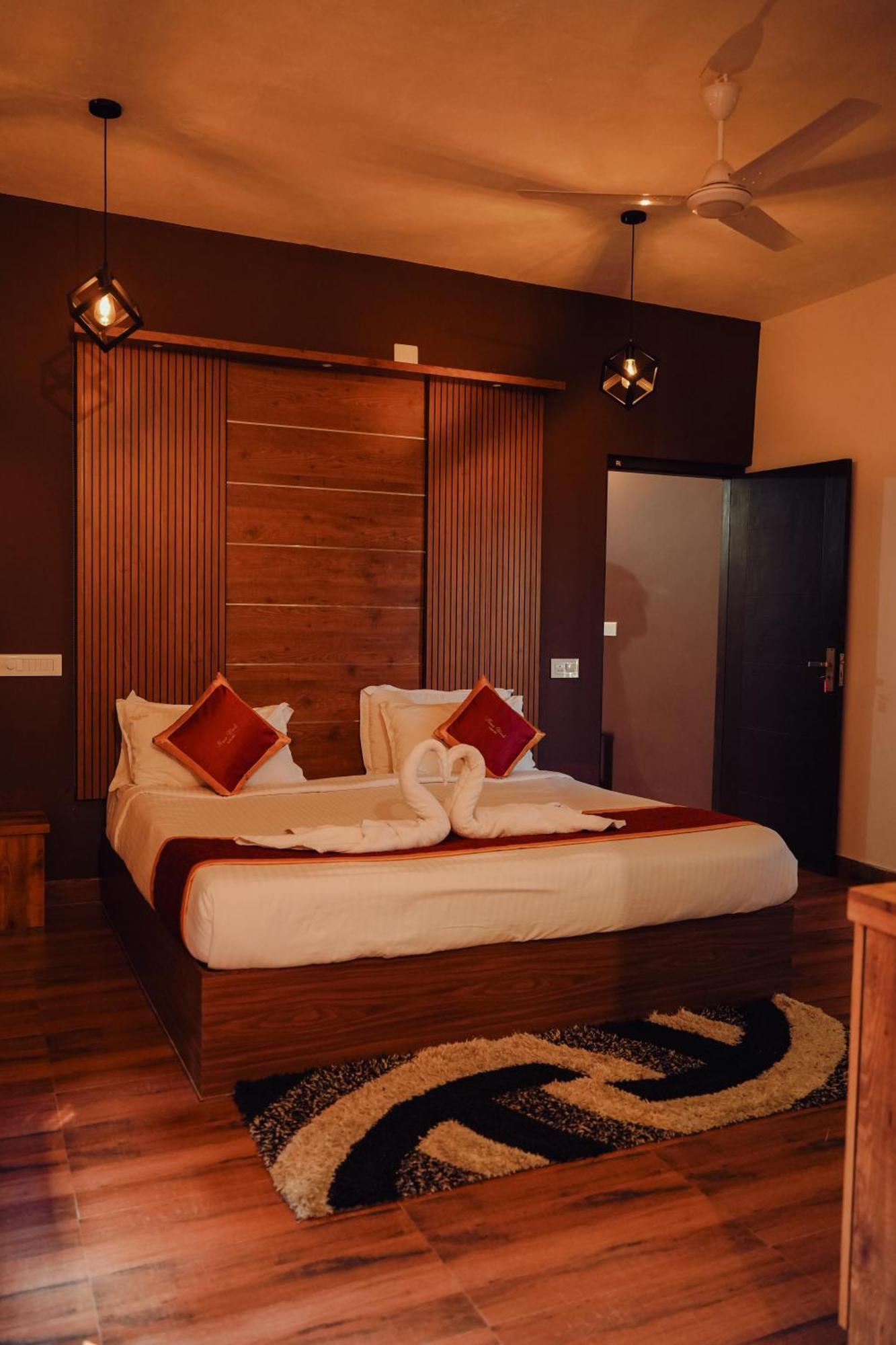 Haze Woods Resort Vaduvanchal Εξωτερικό φωτογραφία